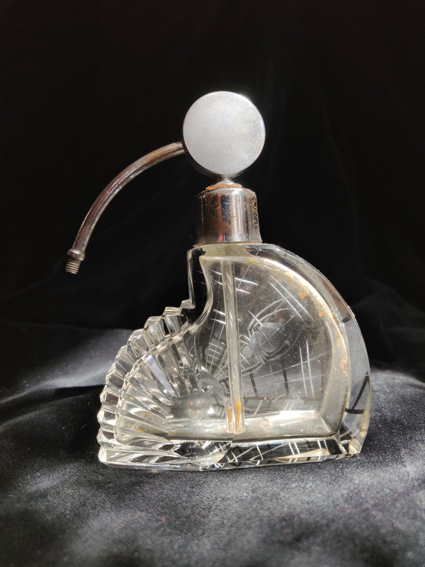 1930s Art Déco Czech Crystal Perfume Bottle