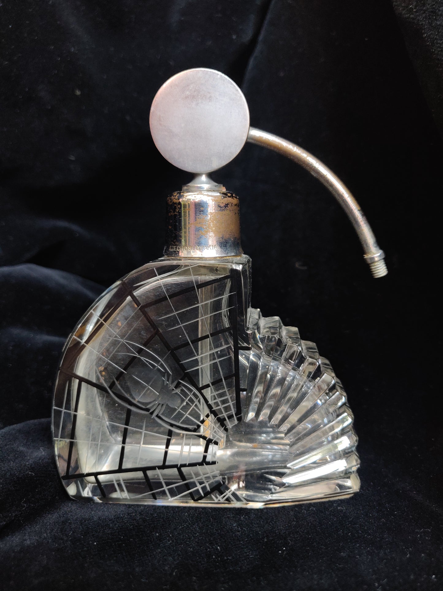 1930s Art Déco Czech Crystal Perfume Bottle