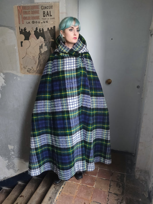 1960s Jimmy Hourihan Ború Irish Wool Hooded Cape