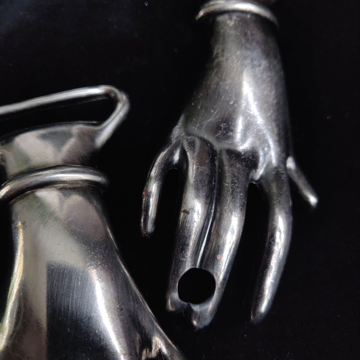 Vintage Clasping Hands Belt
