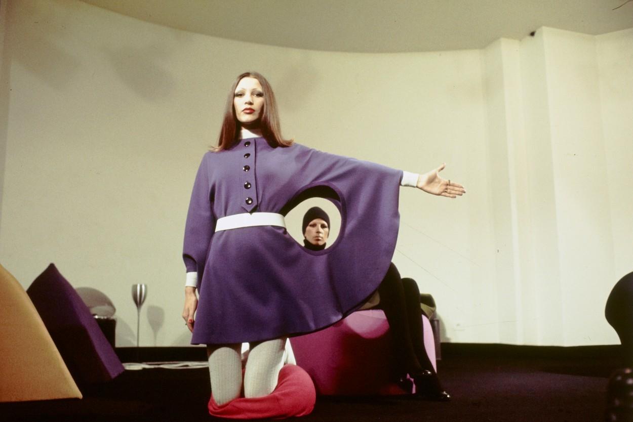 1971 Pierre Cardin Runway/Documented Space Age Cape