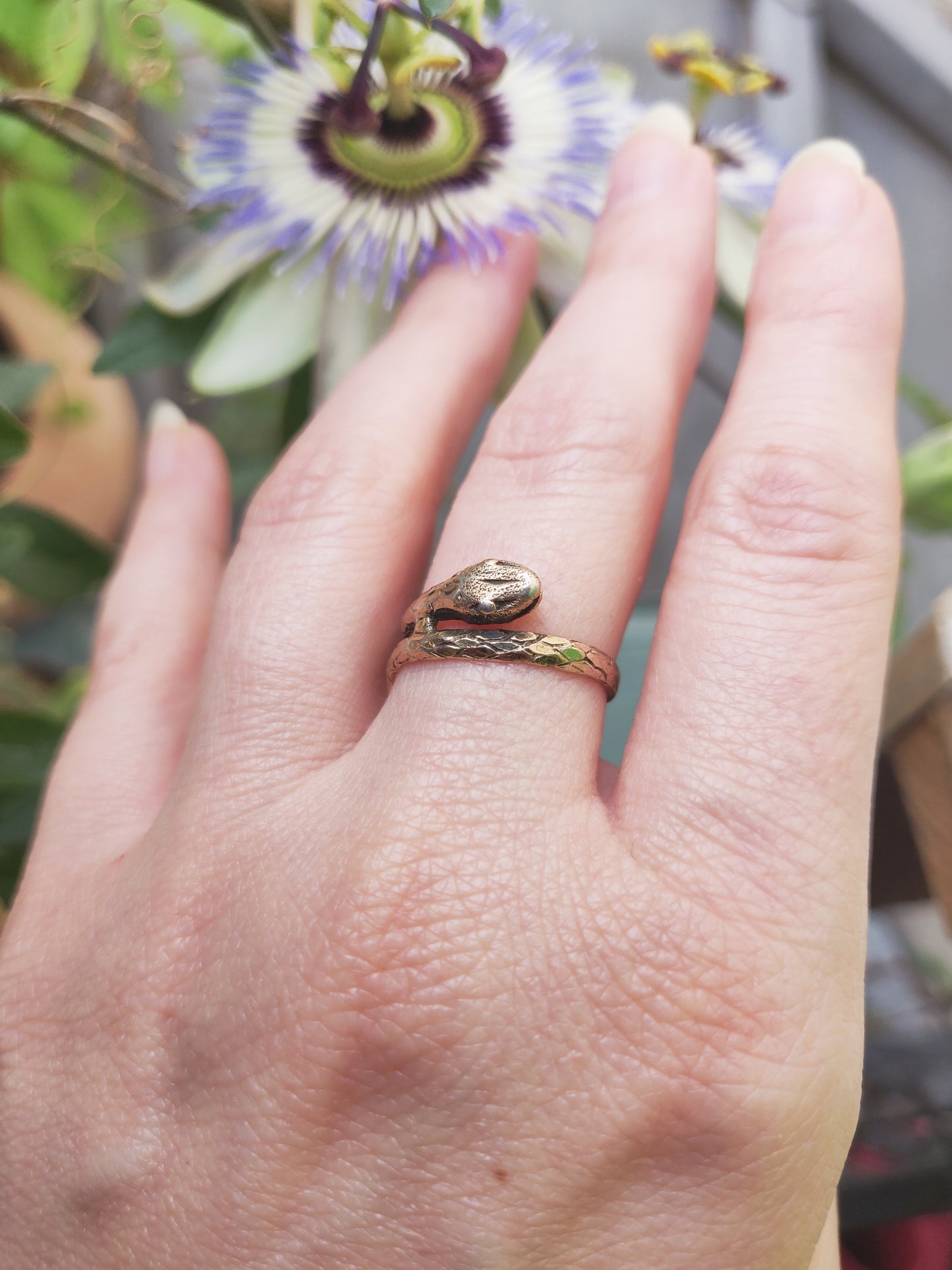 Vintage Victorian-inspired Snake Ring