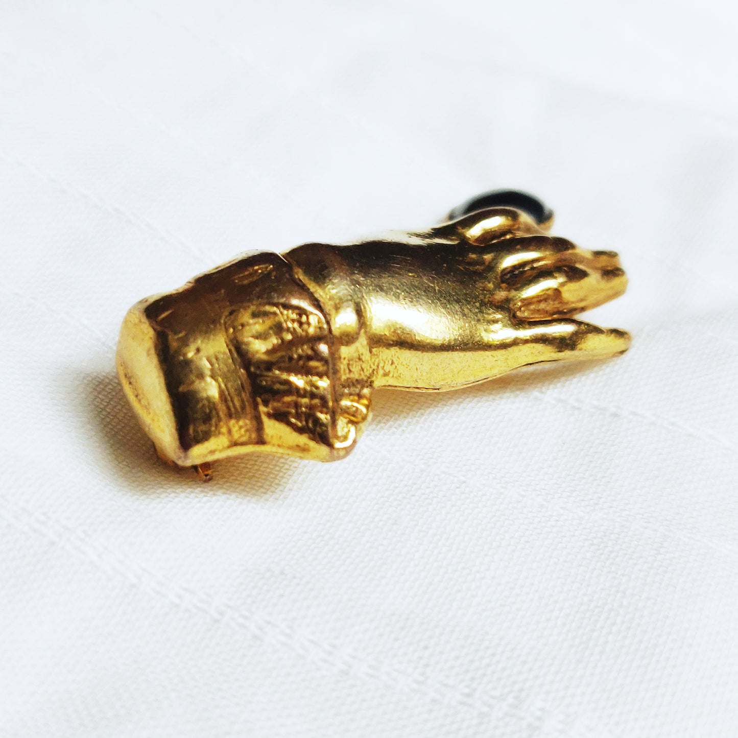 Victoriana Hand Brooch