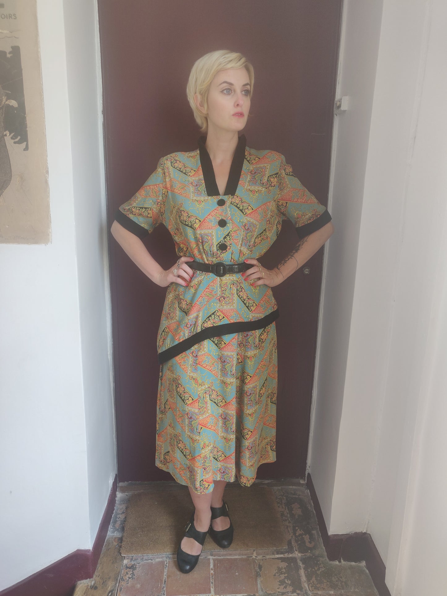 Late 1930s / Early 1940s Vibrant Rayon Print Dress