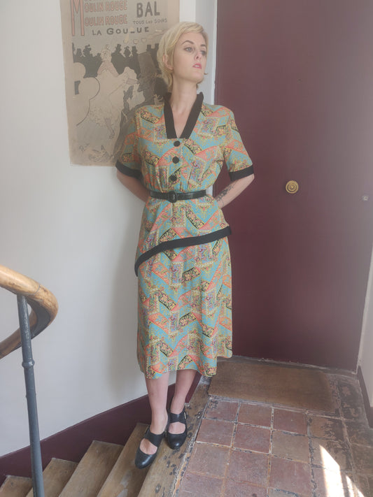 Late 1930s / Early 1940s Vibrant Rayon Print Dress