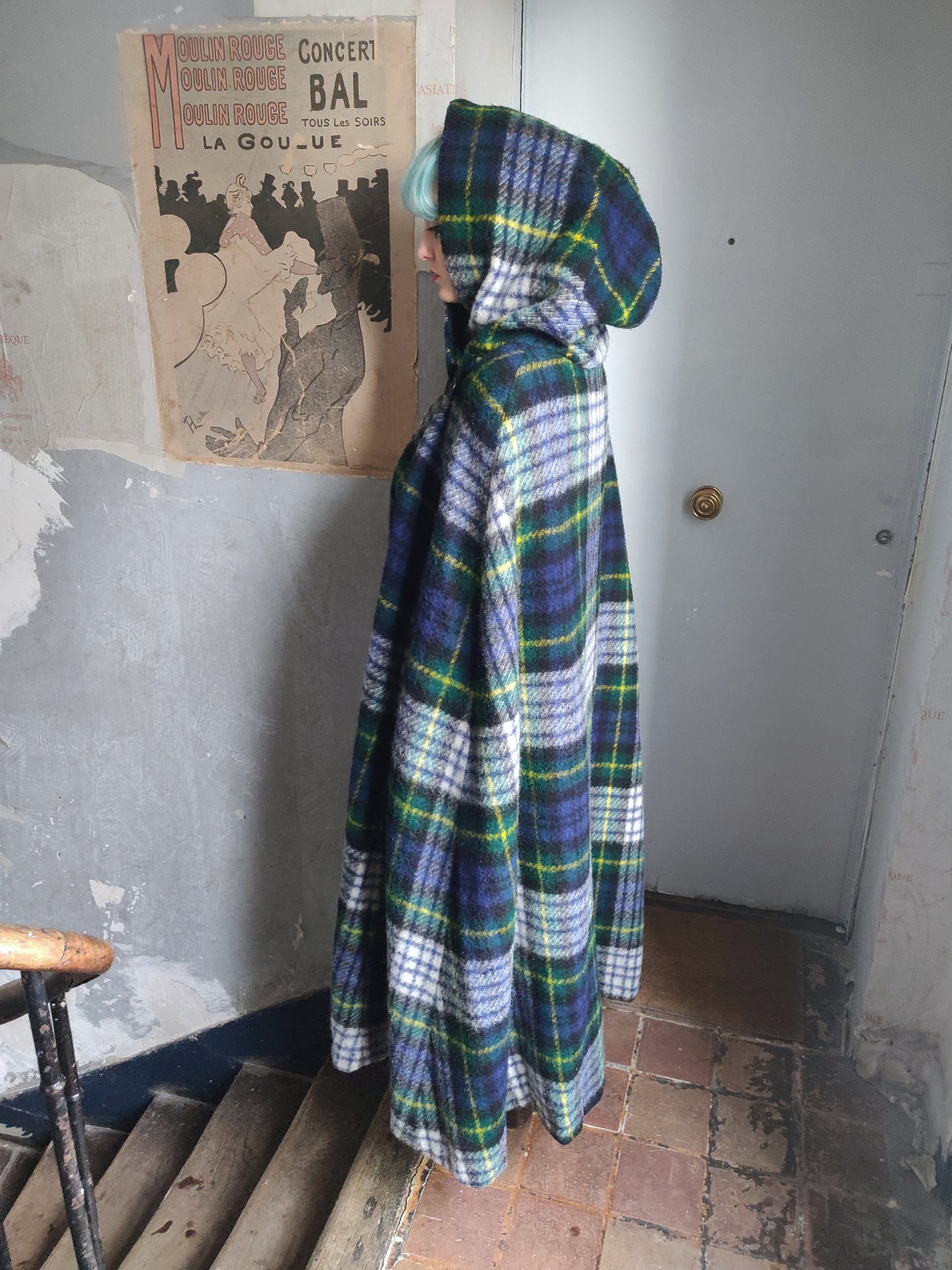 1960s Jimmy Hourihan Ború Irish Wool Hooded Cape