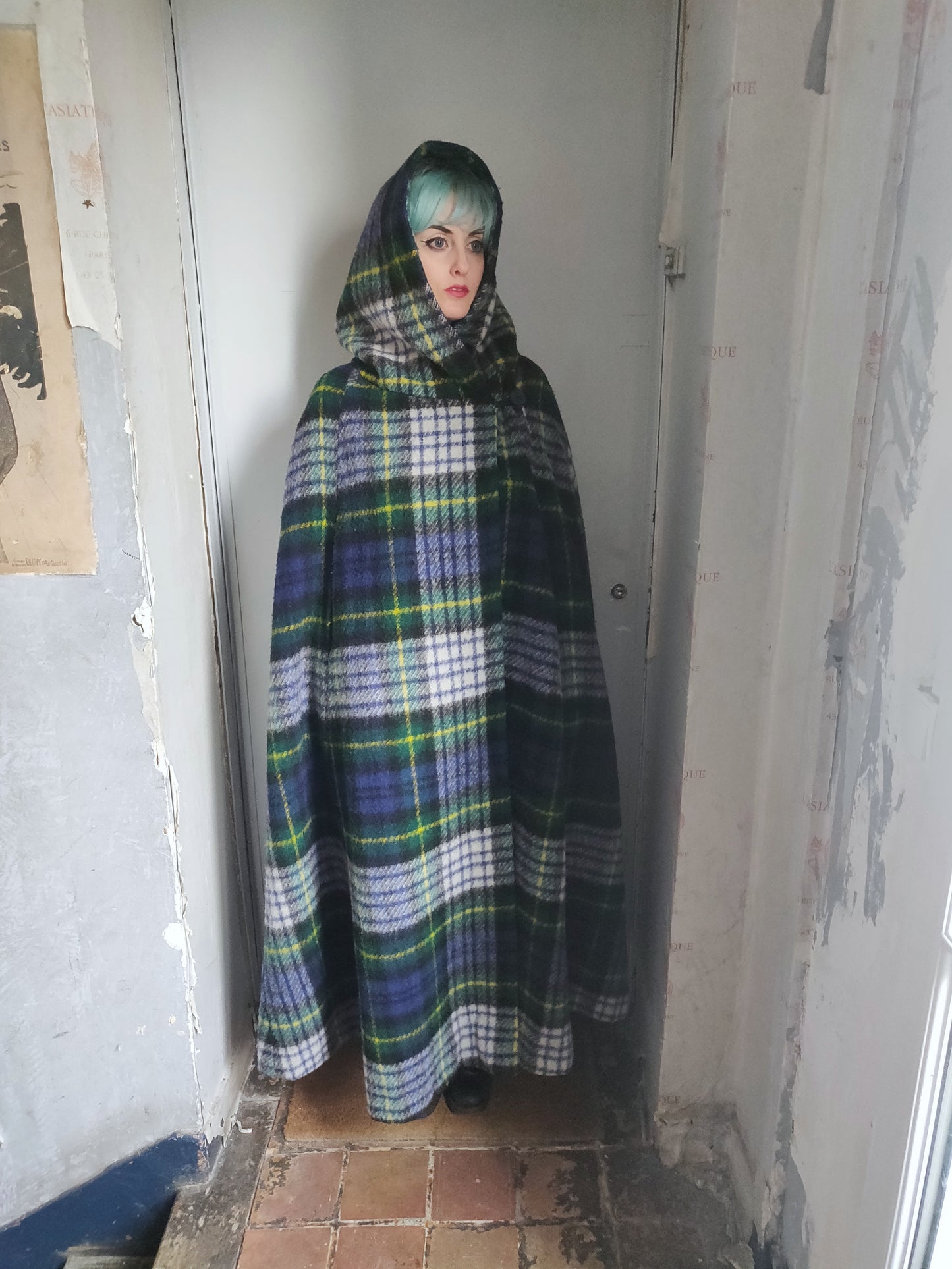 1960s Jimmy Hourihan Ború Irish Wool Hooded Cape